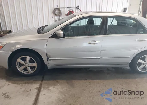 2005 Honda Accord 2.4 Ex z USA, uszkodzony, nr VIN 1HGCM56725A093285